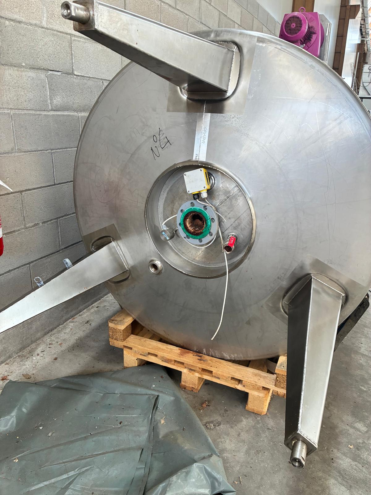 Depósito 3000 kg 07